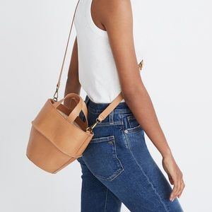 Madewell Austin Bucket Crossbody Bag Tan